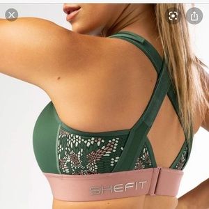Shefit flex sports bra, 1Luxe, like new.